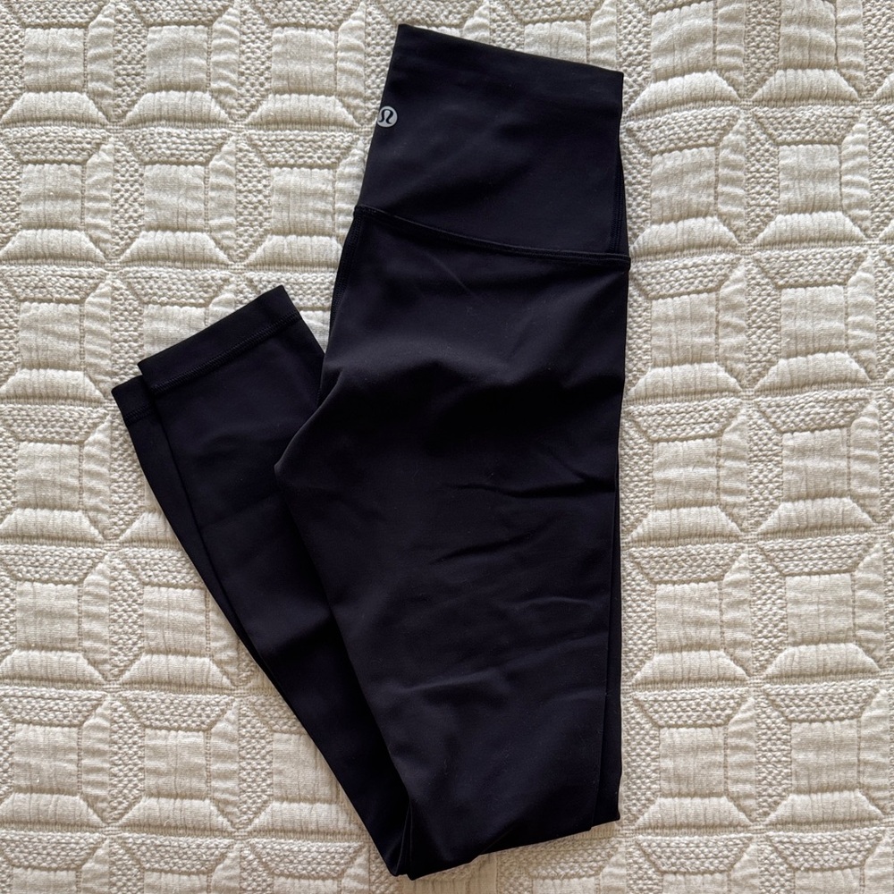 lululemon wunder under sz 4 Black Leggings